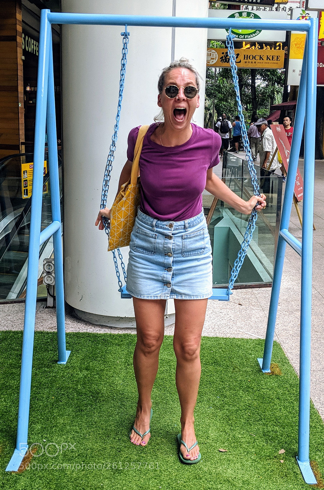 Google Pixel 2 sample photo. Swing photography