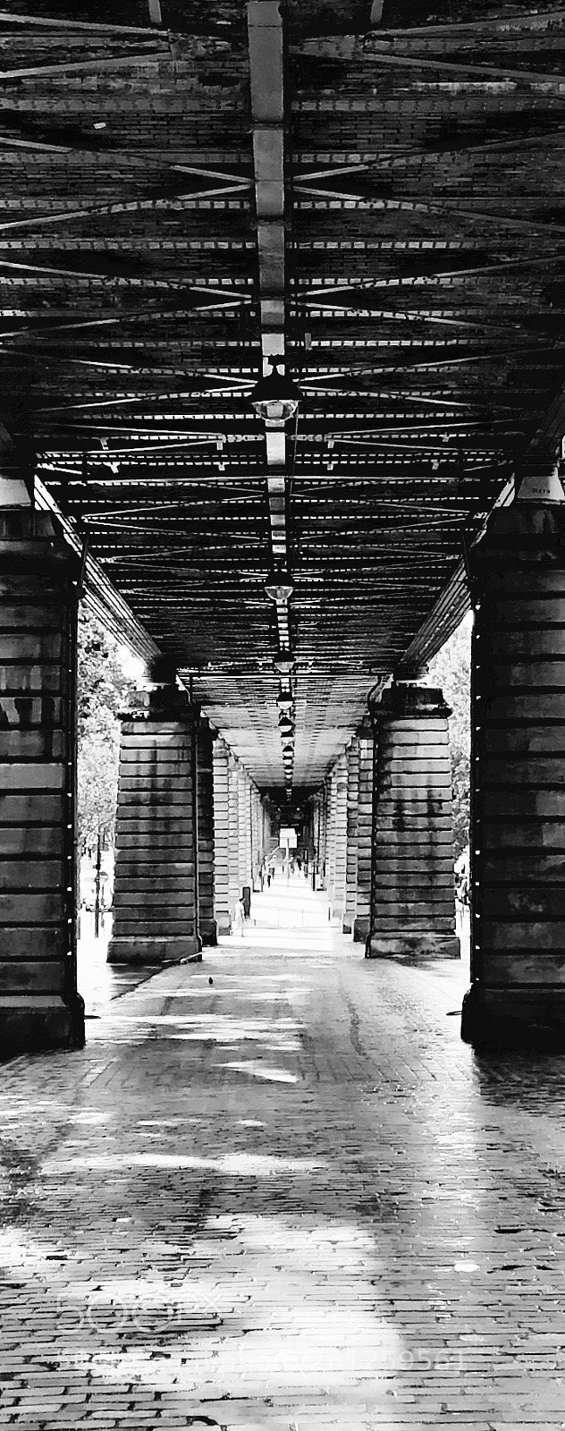 Apple iPhone X sample photo. Urban perspective  photography