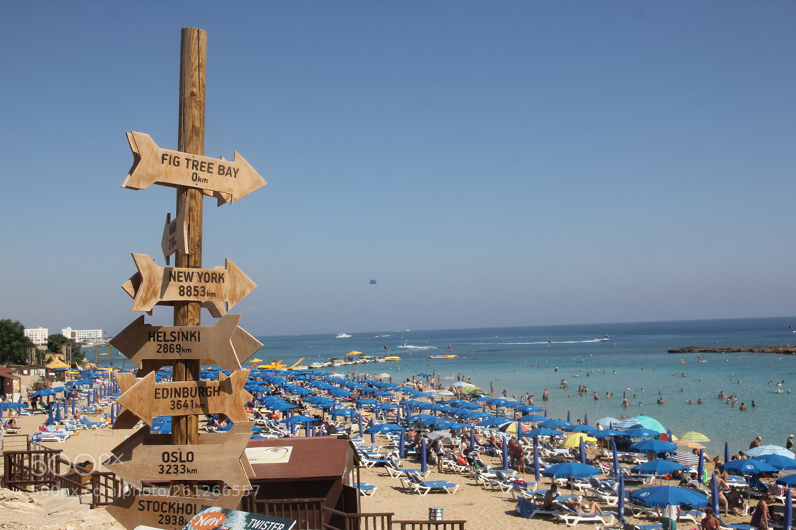 Canon EOS 60D sample photo. Wooden sign distance sign photography