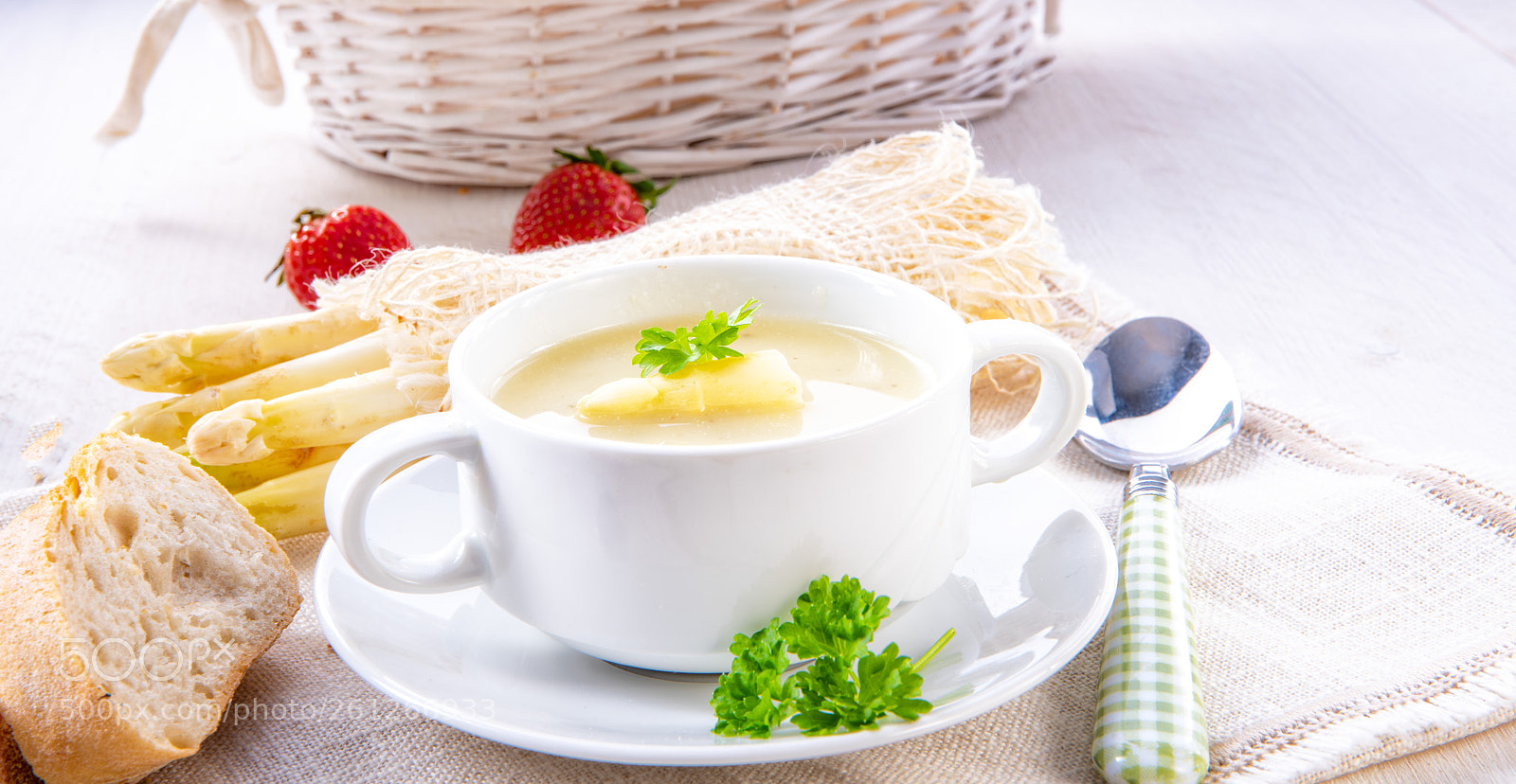 Nikon D810 sample photo. Asparagus cream soup with photography