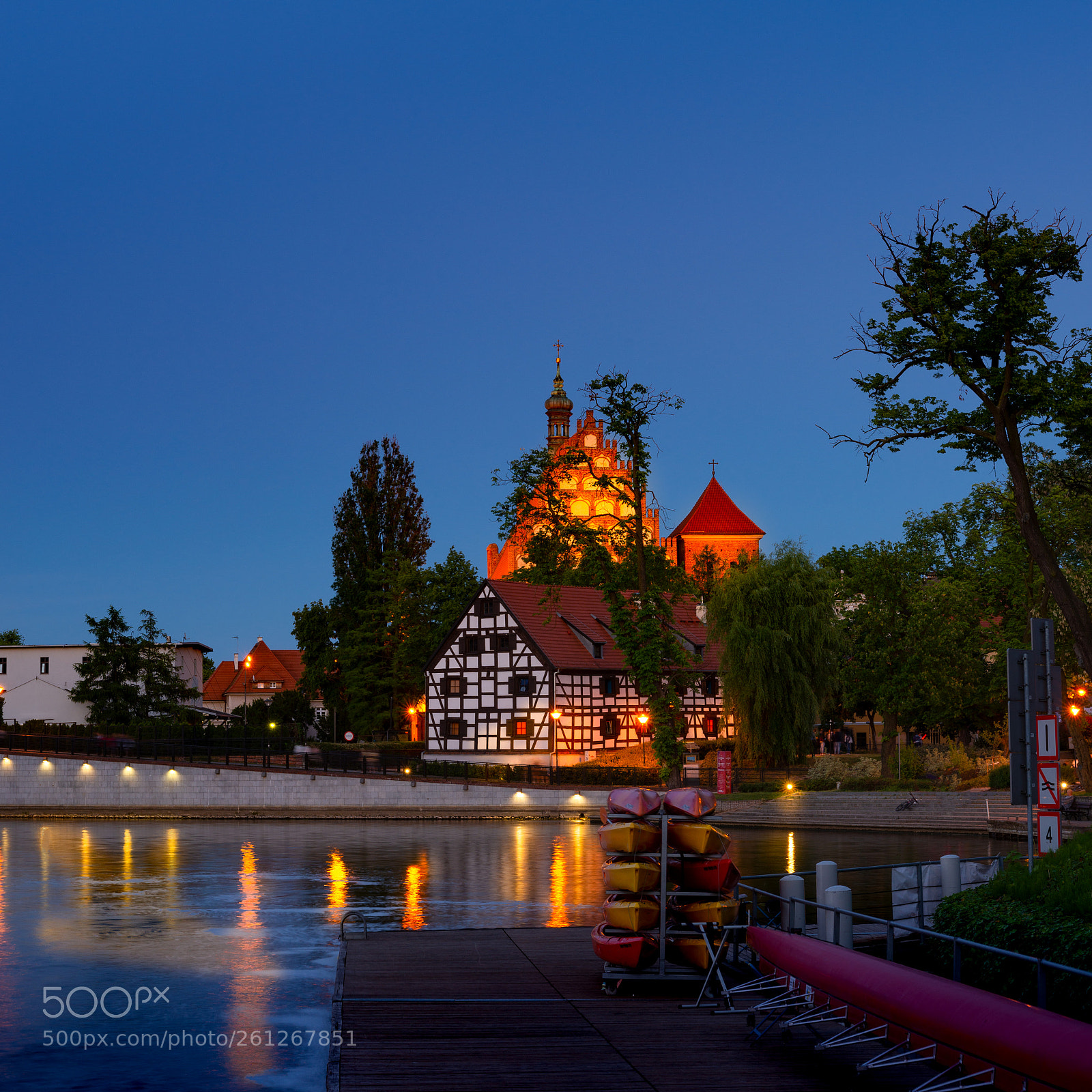 Nikon D800E sample photo. Bydgoszcz st. martin and photography