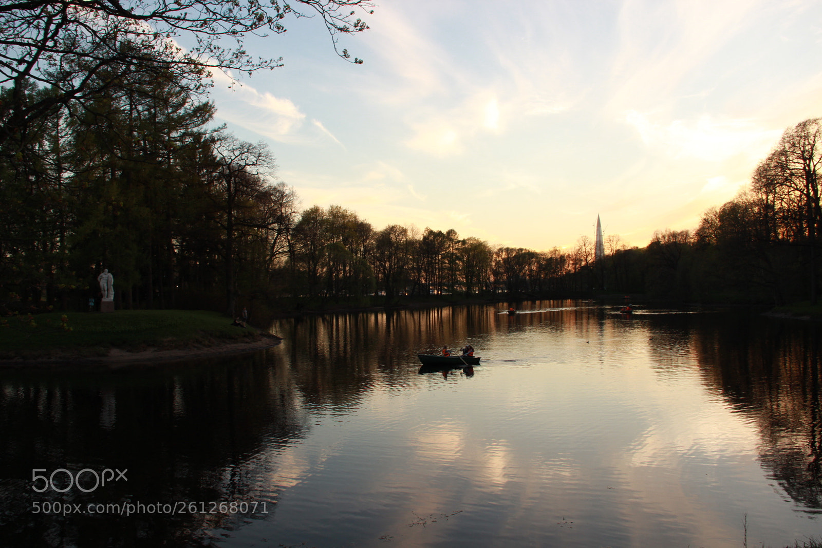 Canon EF-S 18-135mm F3.5-5.6 IS sample photo. Петербург photography