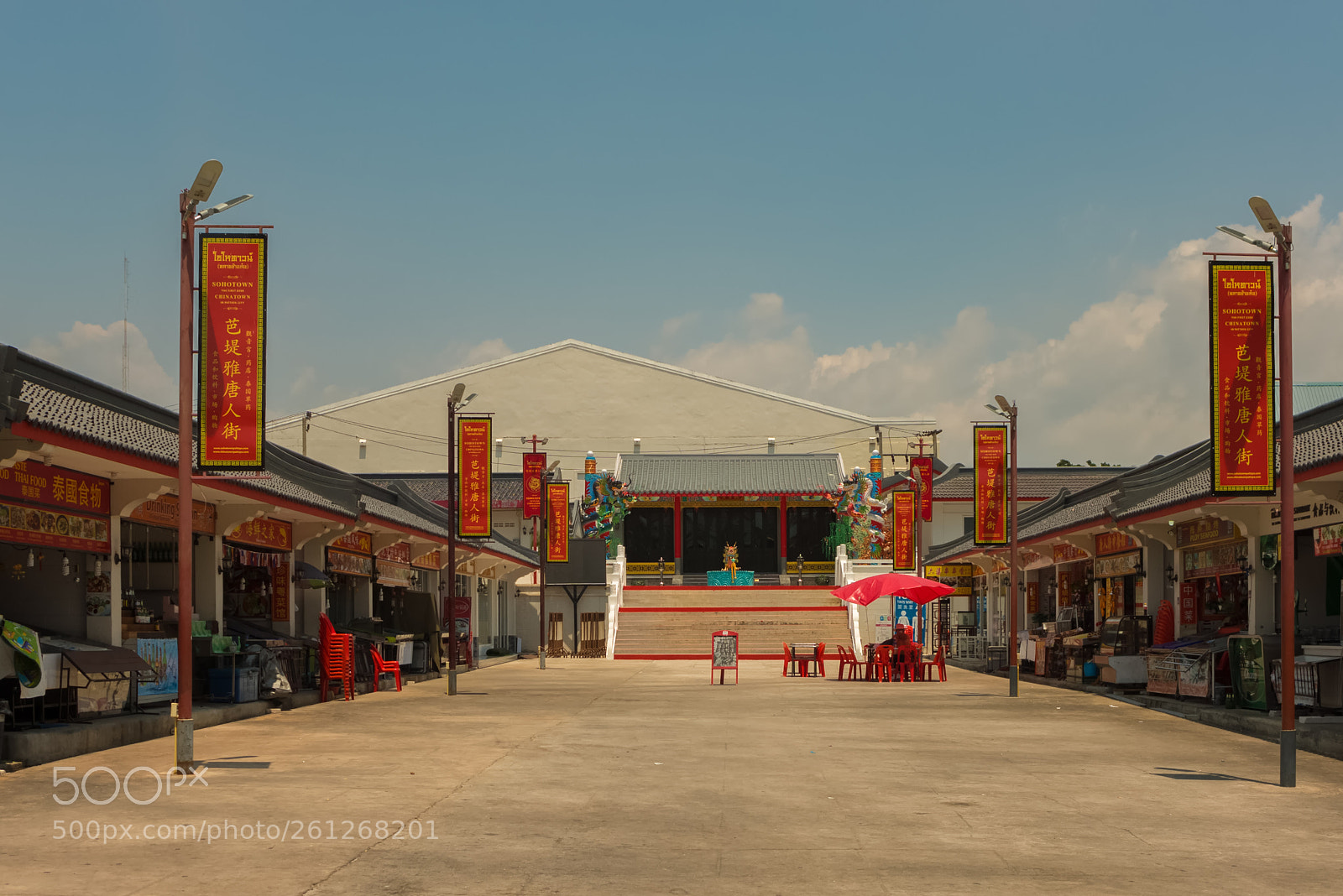 Panasonic Lumix DMC-LX7 sample photo. A chinese market in photography