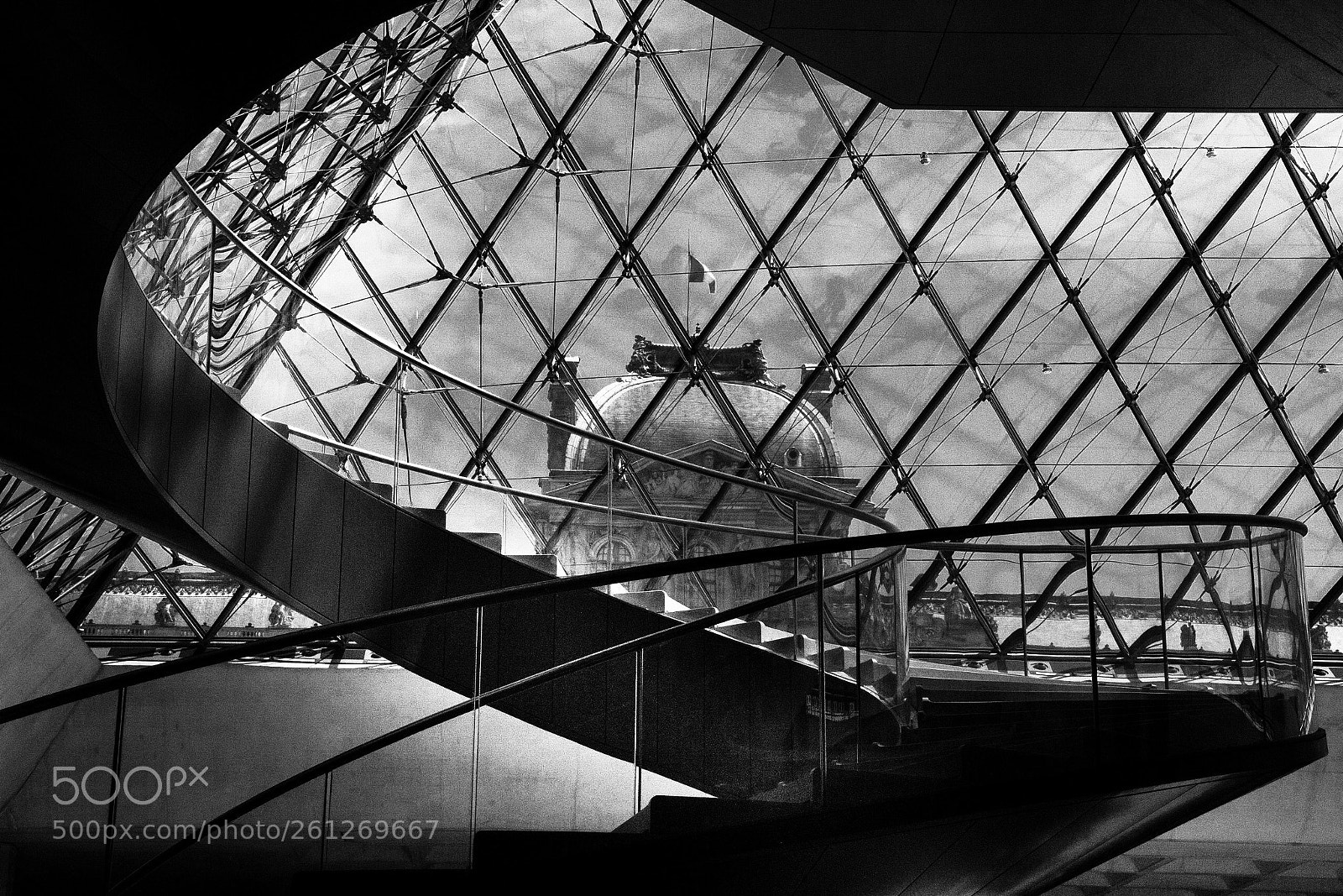 Canon EOS 60D sample photo. At the louvre photography