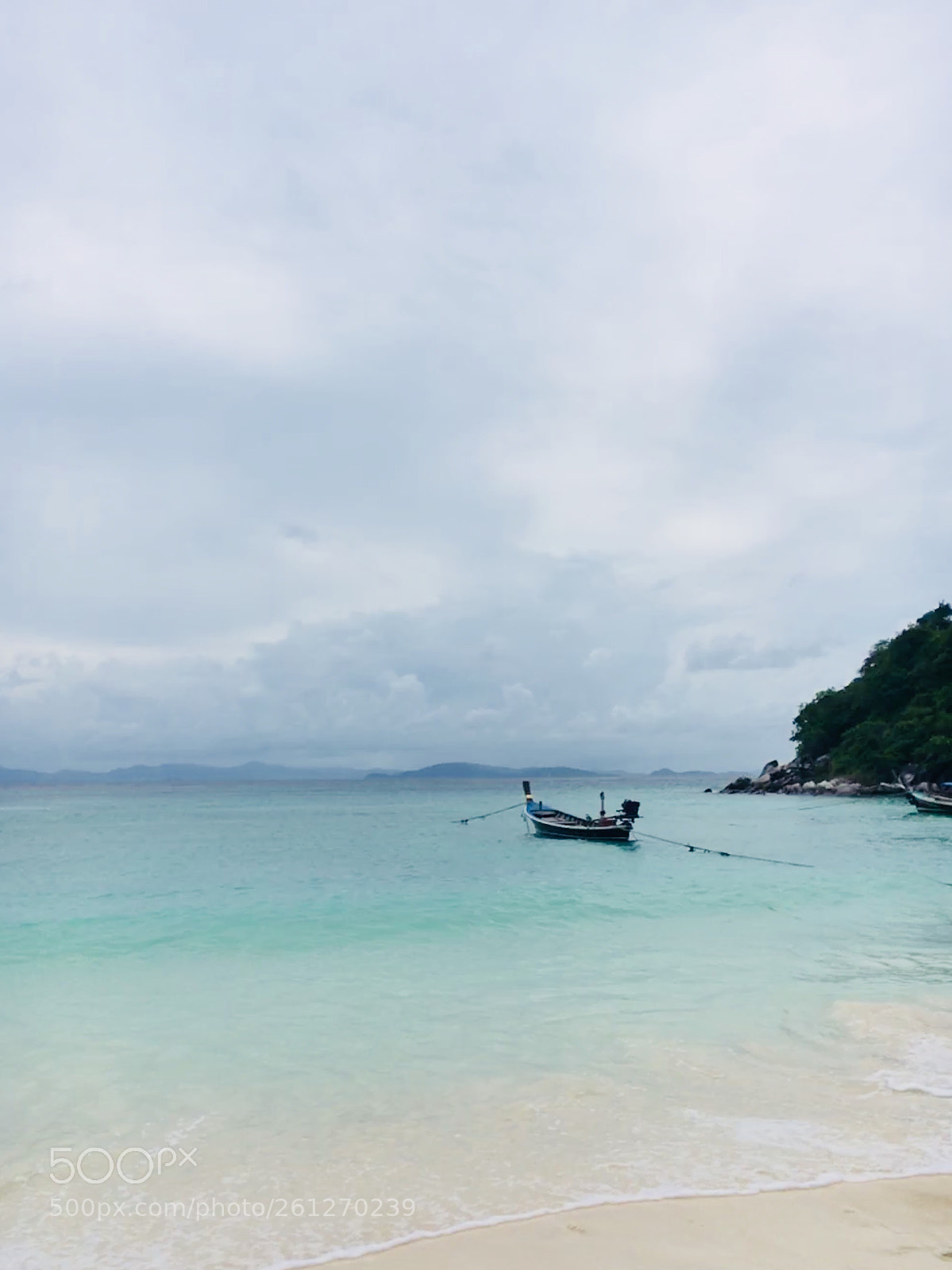 Apple iPhone 6s sample photo. Where’s the vibe  photography