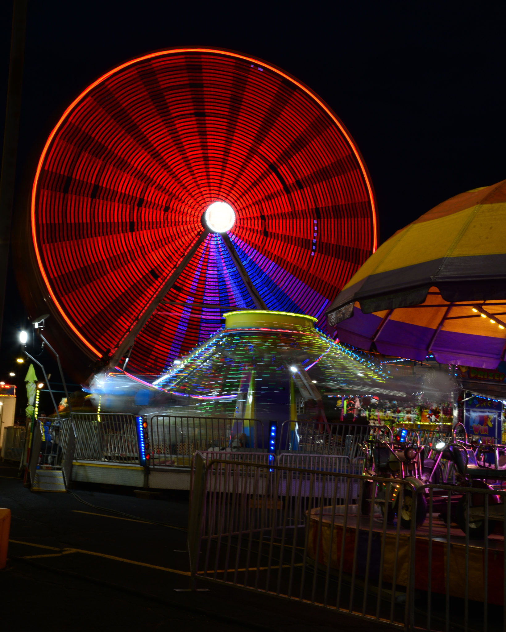 Nikon AF-S Nikkor 24-120mm F4G ED VR sample photo. Life is a carnival photography