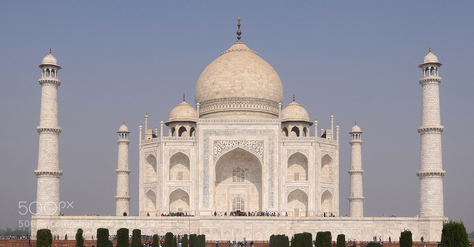 Panasonic Lumix DMC-FZ2500 (Lumix DMC-FZ2000) sample photo. Taj mahal photography