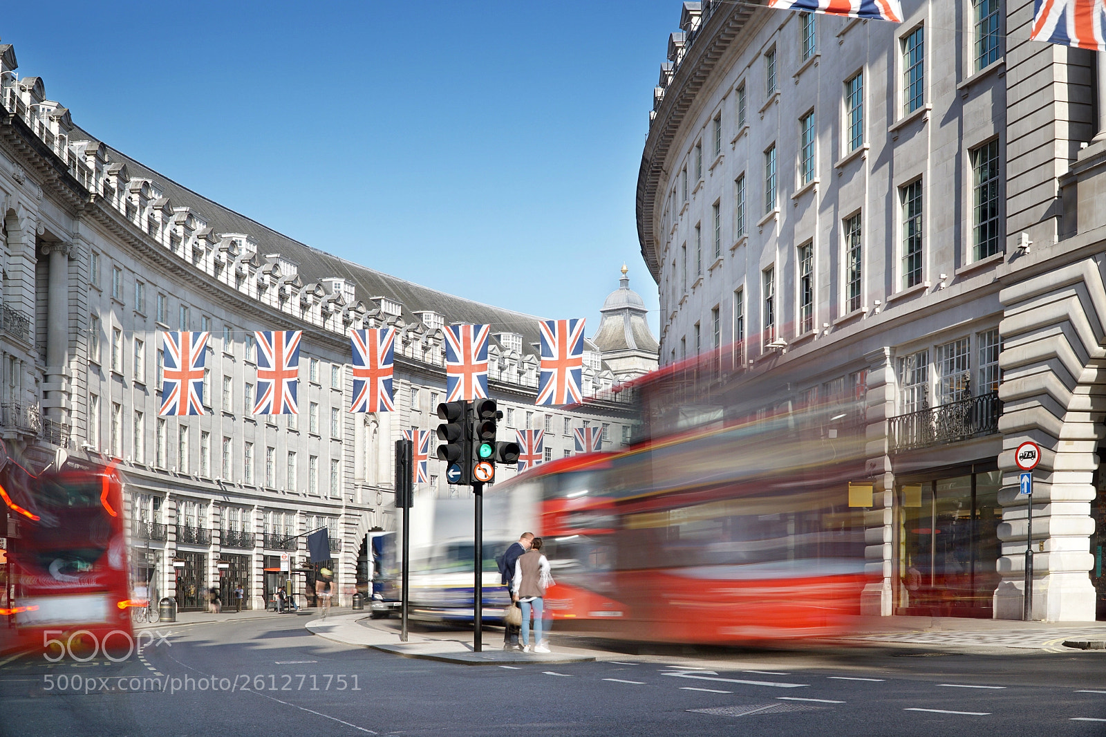 Sony a6000 sample photo. London, regent street with photography