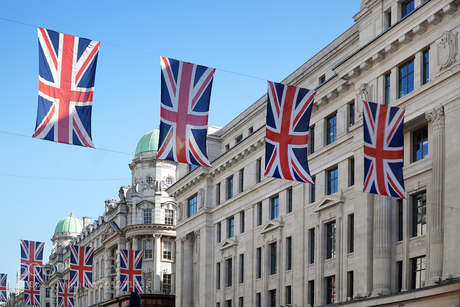 Sony a6000 sample photo. London, regent street with photography