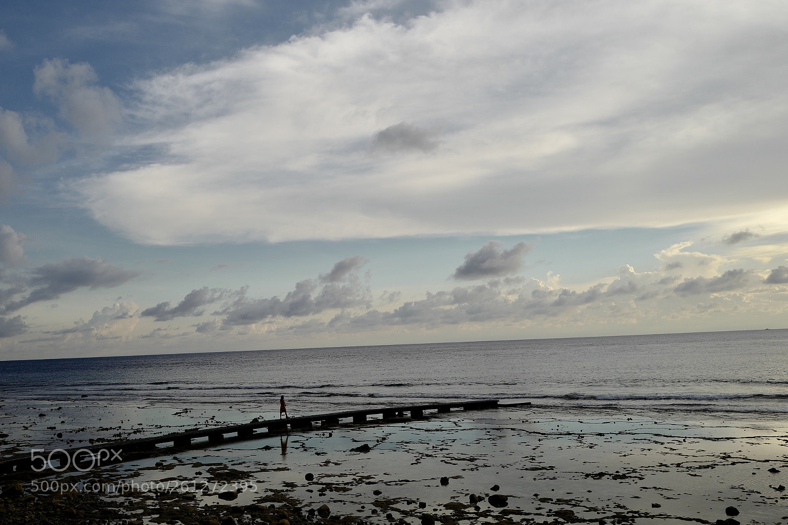 Leica Q (Typ 116) sample photo. 夕陽西下碼頭邊 photography