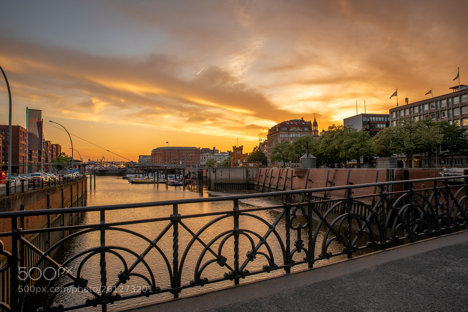 Nikon D750 sample photo. Hamburg at sunset photography