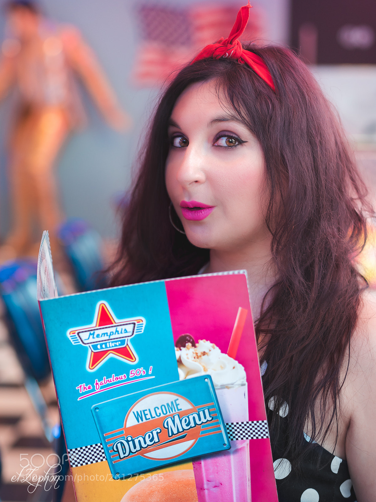 Olympus OM-D E-M5 II sample photo. Pin-up menu photography