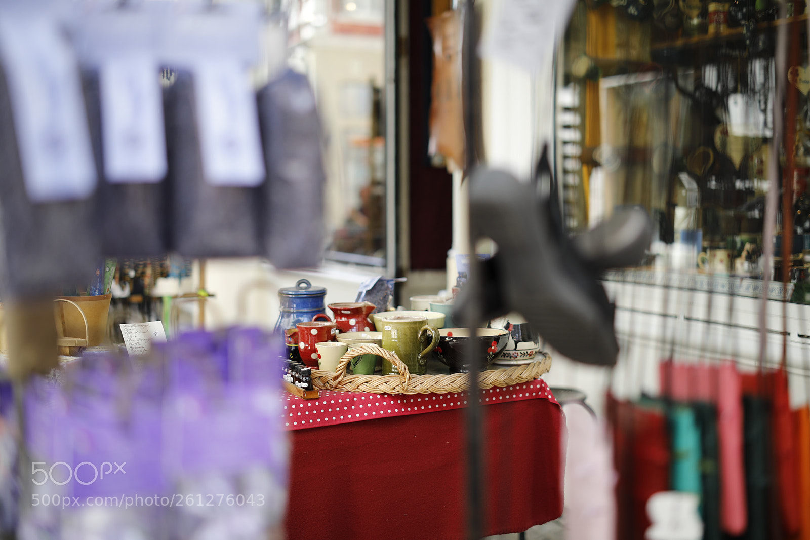 Canon EOS 5D Mark IV sample photo. Shopping  photography