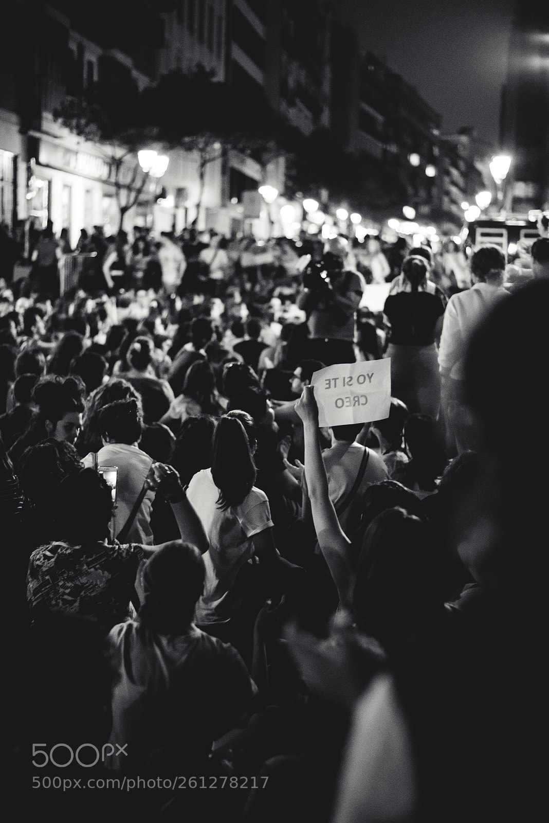 Nikon D750 sample photo. Manifestación la manada 26/04 photography