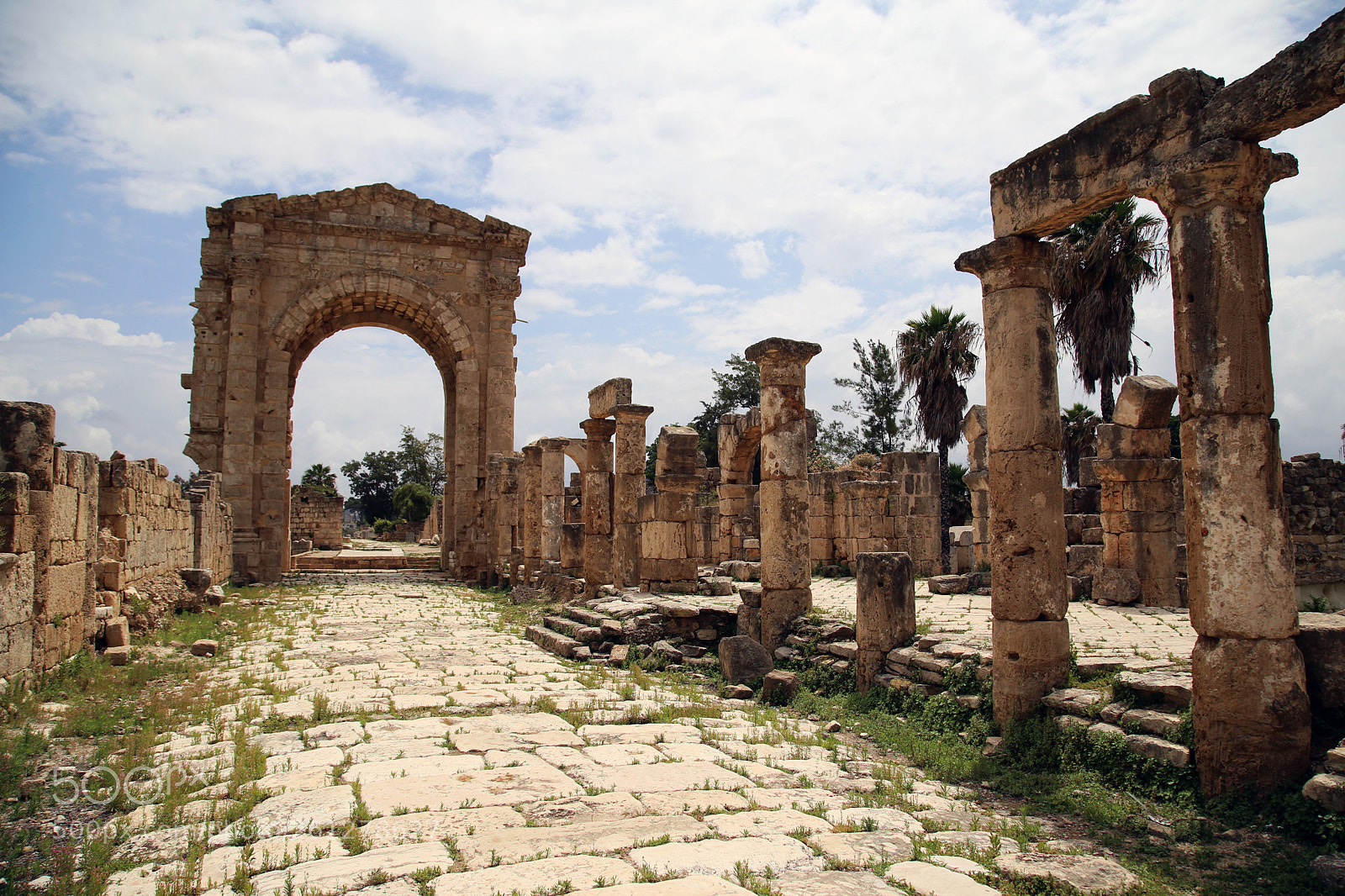 Canon EOS 6D sample photo. Lebanon - roman ruins photography