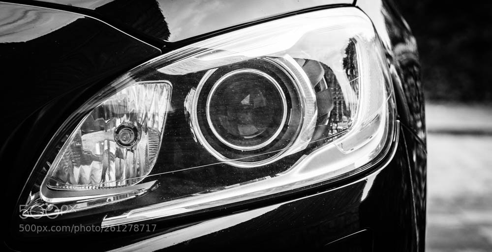 Sony ILCA-77M2 sample photo. Headlight photography