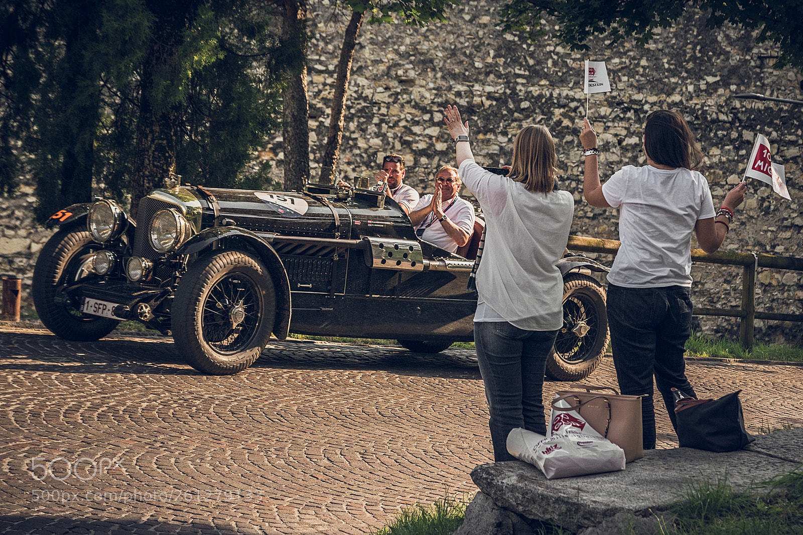 Nikon D3300 sample photo. Hands and flags | 1000 miglia 2018 photography
