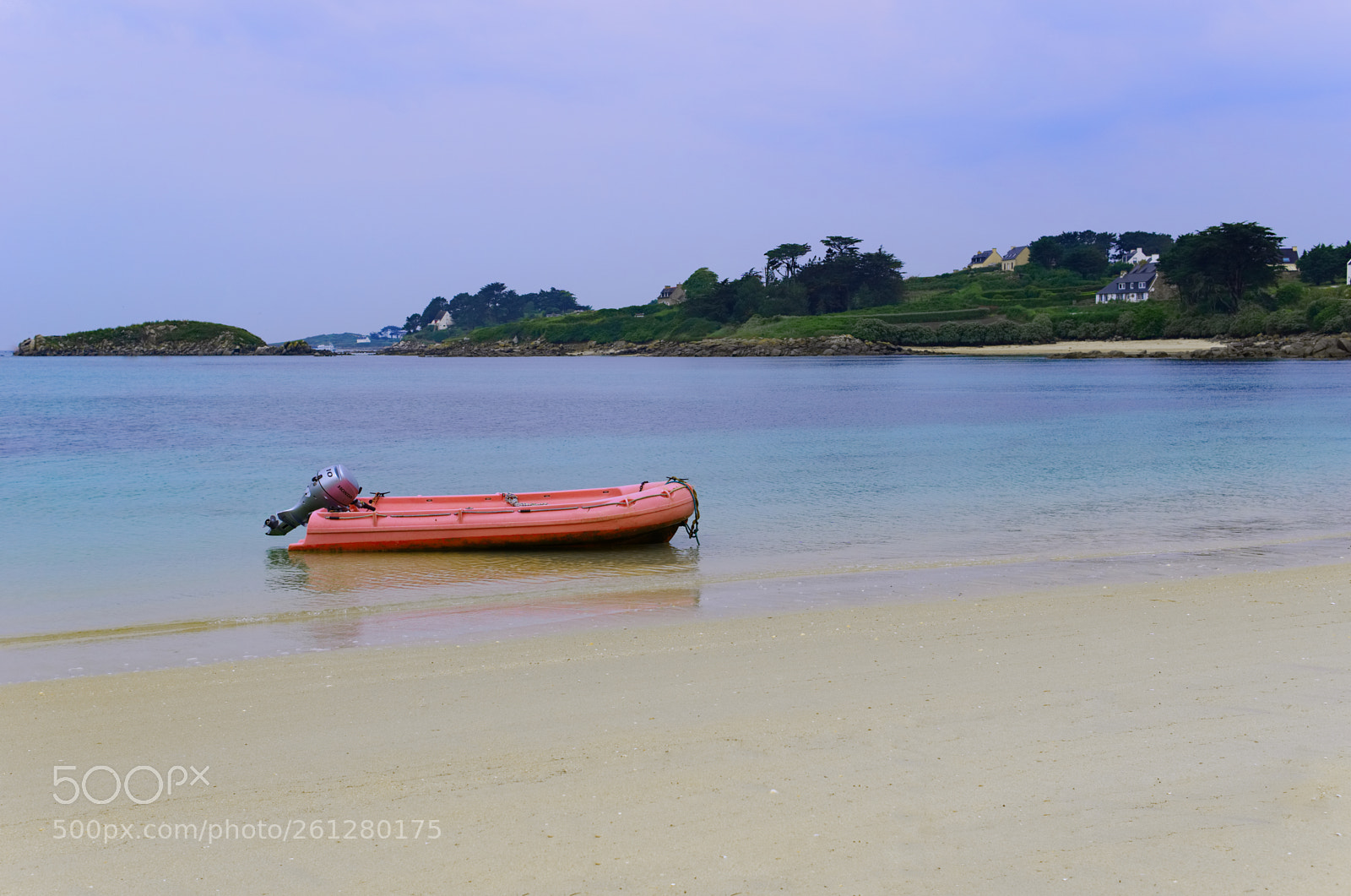Sony a6000 sample photo. Landed with rubber boat photography