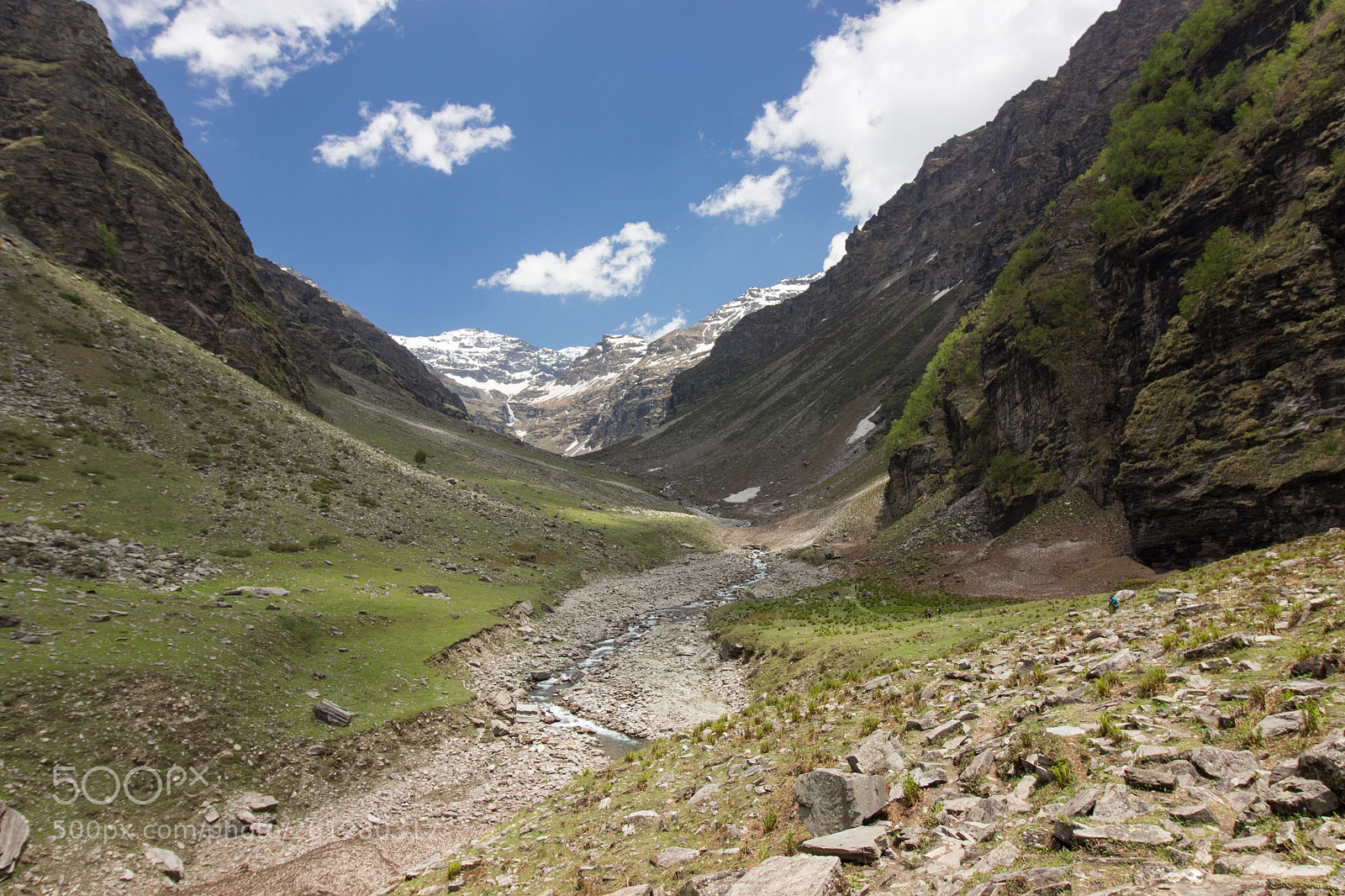 Canon EOS 600D (Rebel EOS T3i / EOS Kiss X5) sample photo. Huge valleys of rupinpass photography