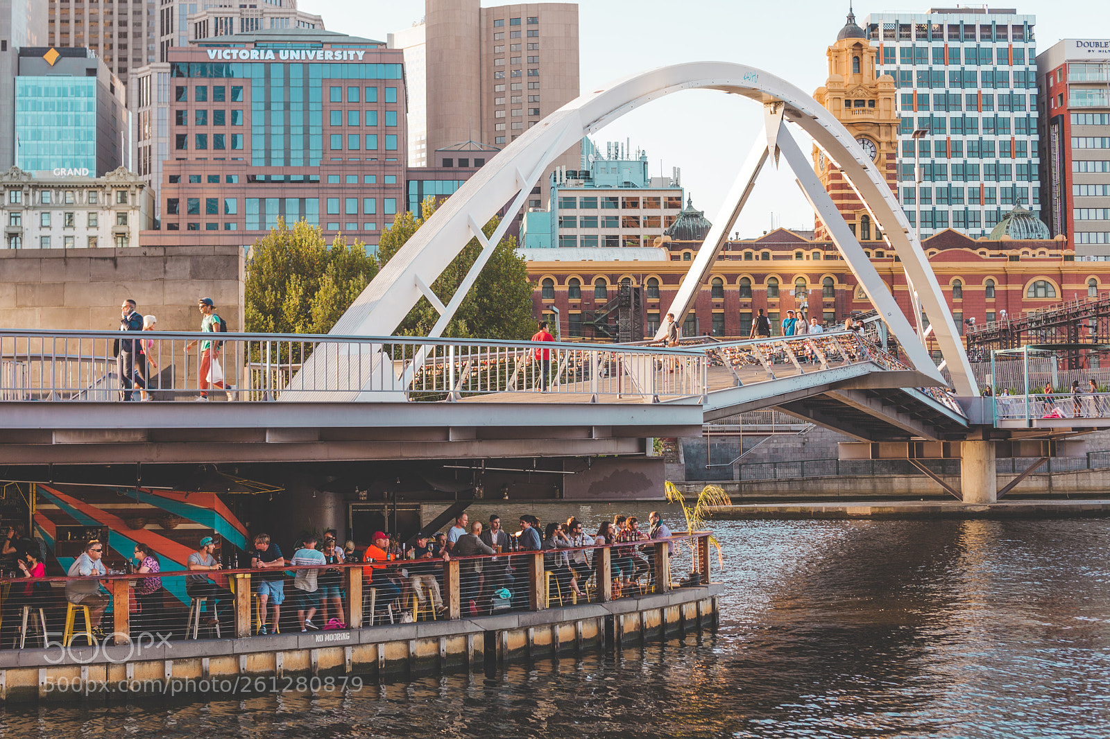 Canon EOS 5D Mark II sample photo. Under the bridge photography