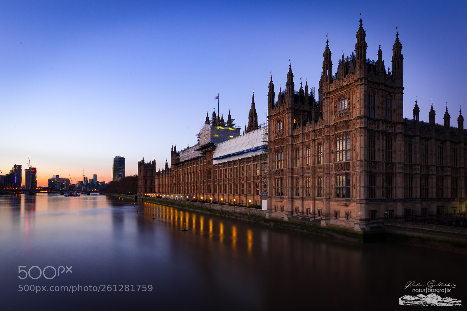 Canon EOS 5D Mark IV sample photo. Houses of parliament... photography