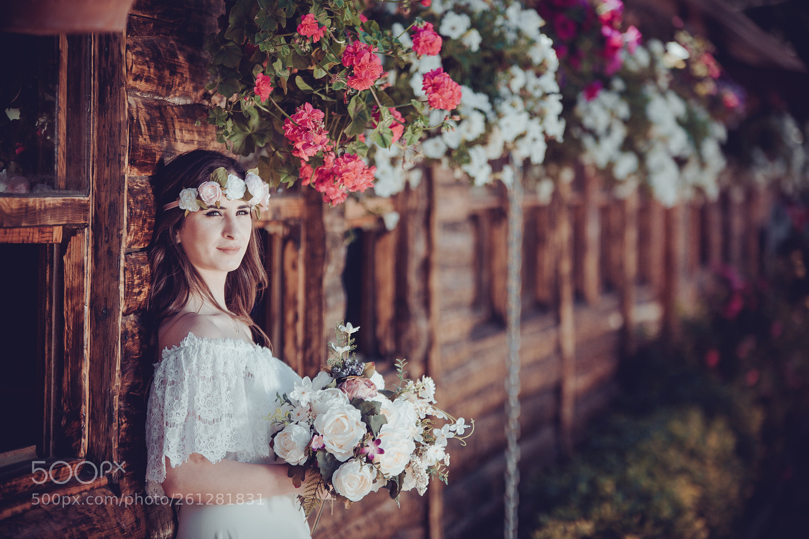 Canon EOS 5D Mark II sample photo. Beauty in woody photography