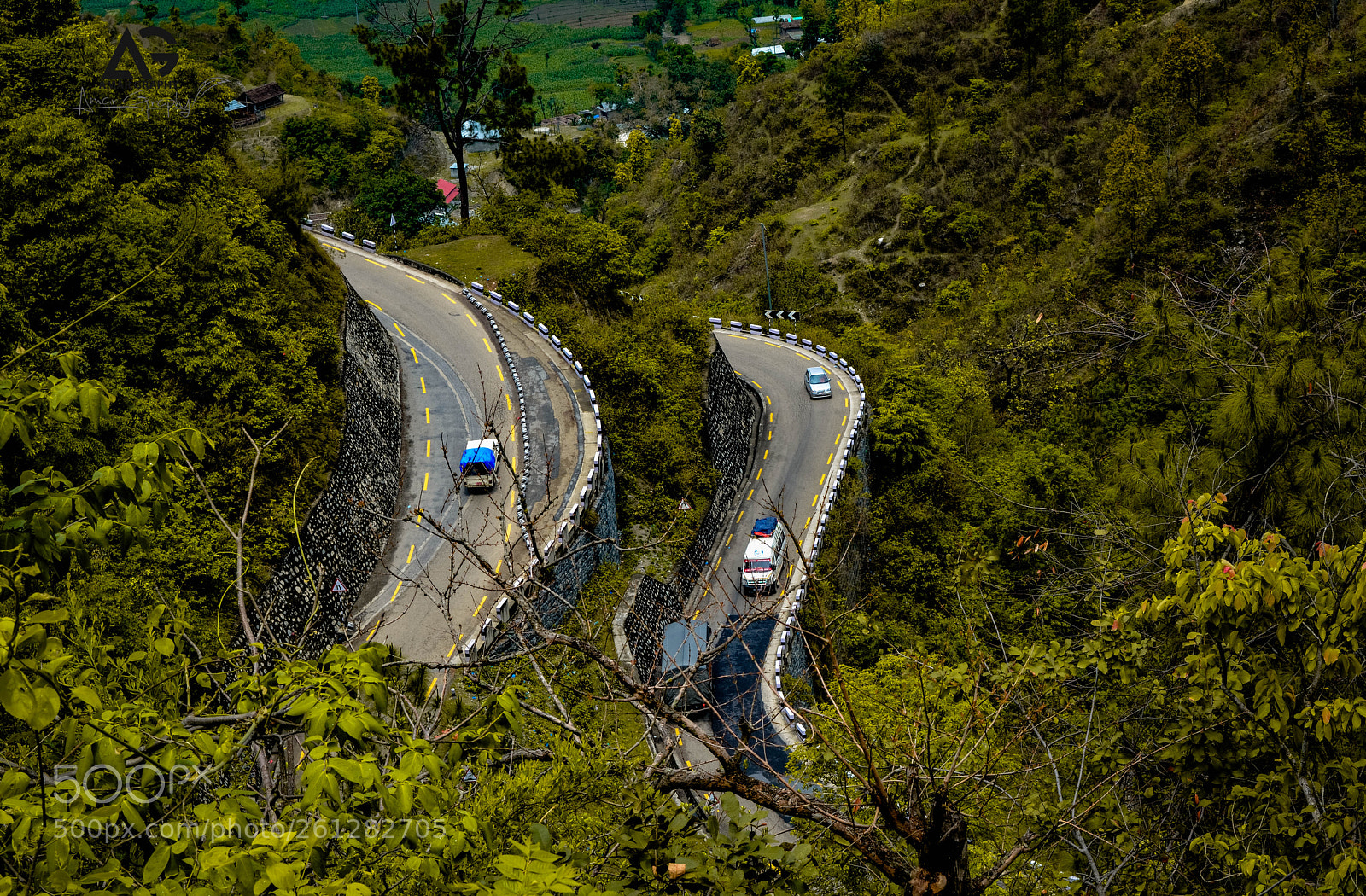 Nikon D5200 sample photo. A round and round photography