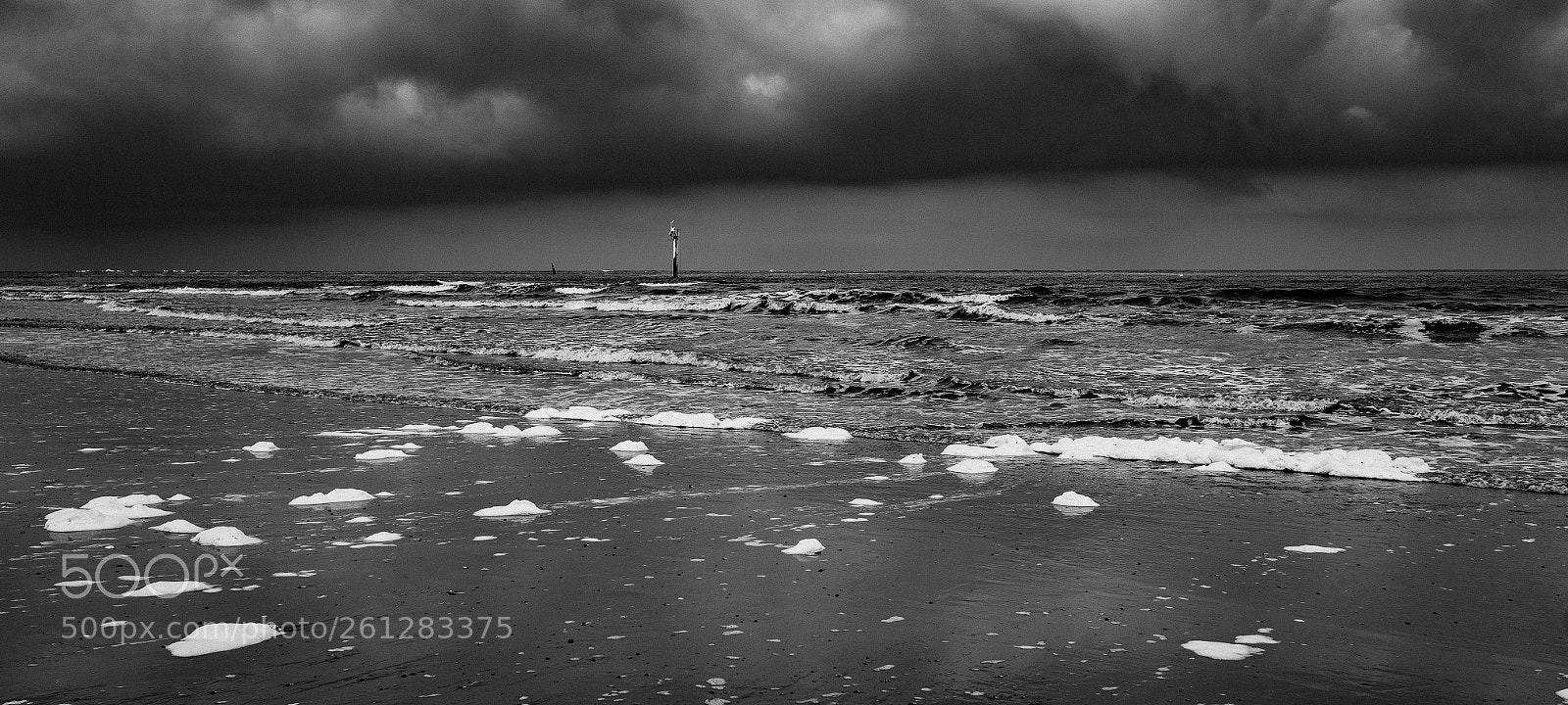 Nikon D810 sample photo. Cloudy seascape photography