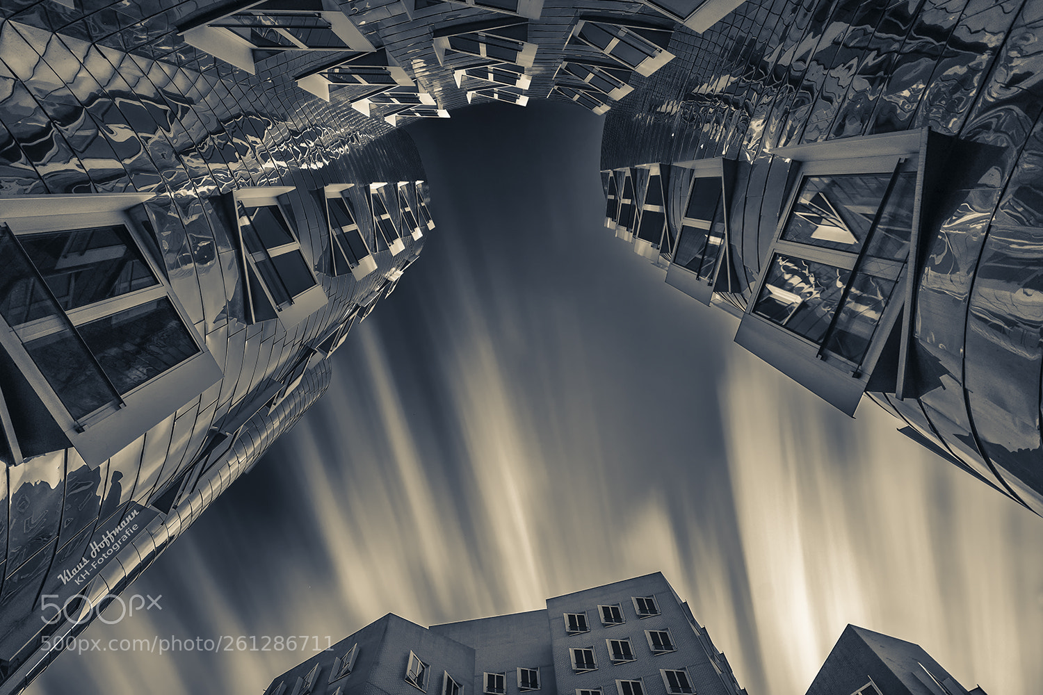 Nikon D500 sample photo. Gehry bauten photography