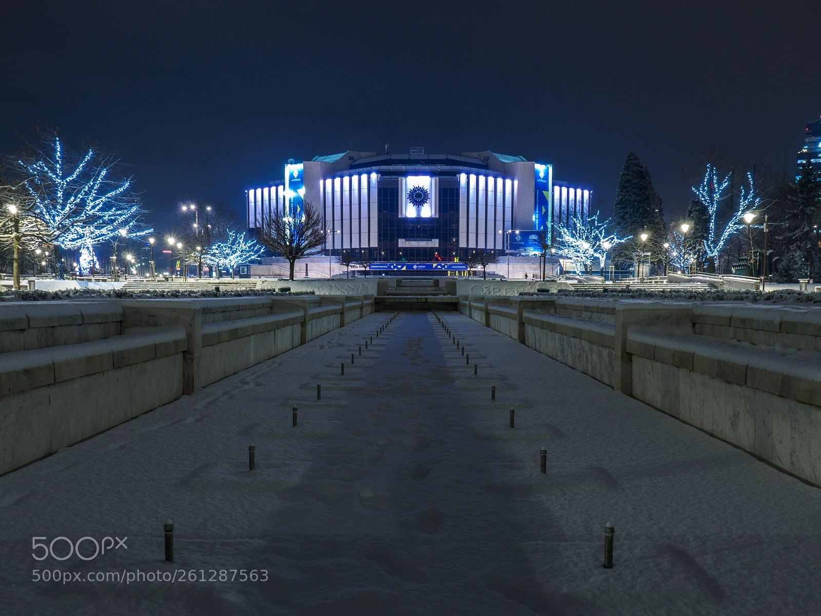 Olympus OM-D E-M5 II sample photo. National palace of culture photography