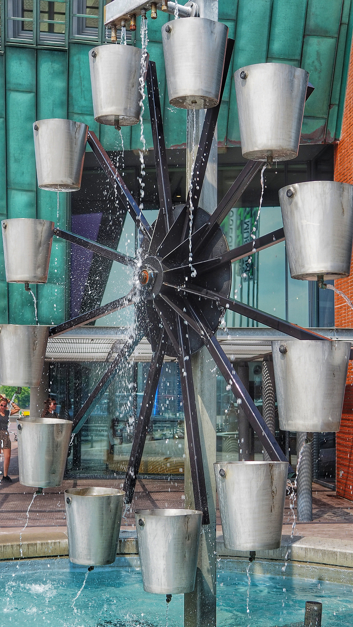Olympus OM-D E-M10 III sample photo. Delilah there is a hole in my bucket photography