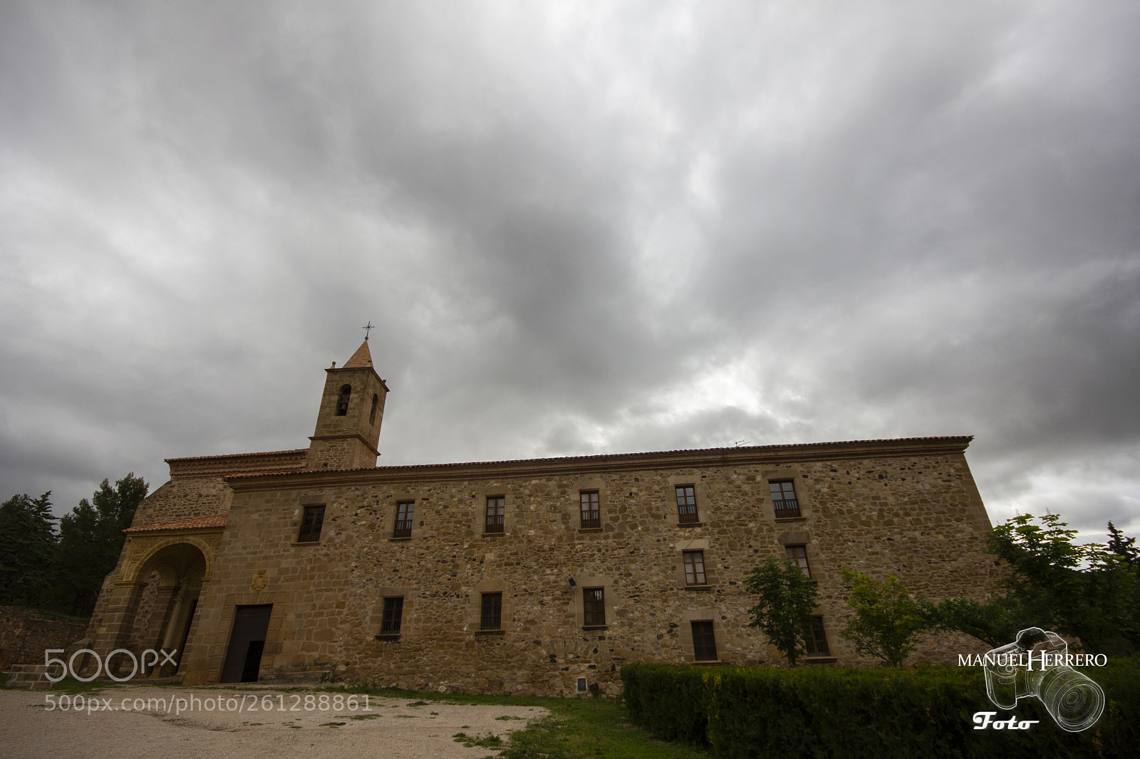 Canon EOS 550D (EOS Rebel T2i / EOS Kiss X4) sample photo. Monasterio del olivar photography