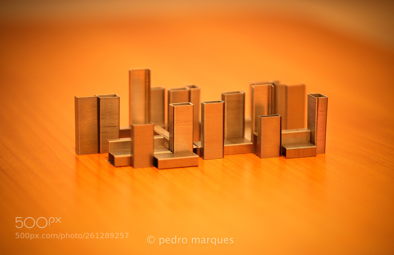 Canon EOS 70D sample photo. Edificios de grapas photography