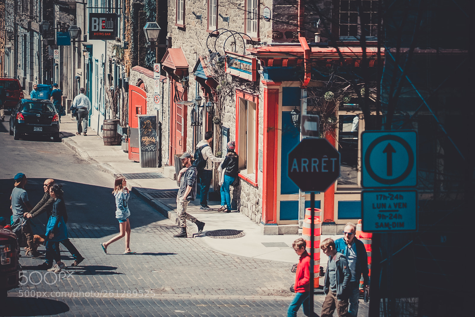 Sony a7 II sample photo. Narrow street in qu photography