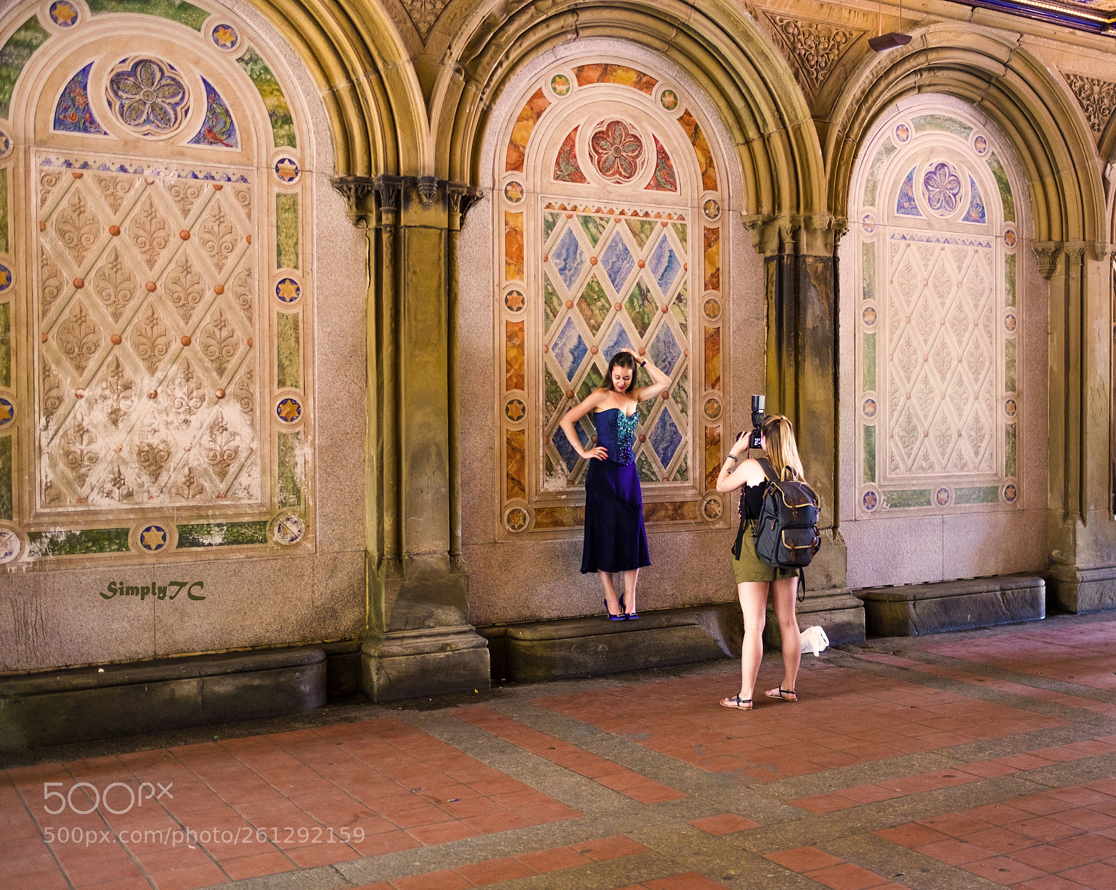 Fujifilm X-T1 sample photo. Model in bethesda terrace photography