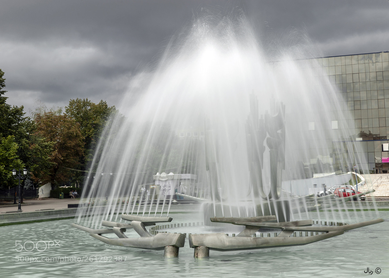Nikon D200 sample photo. Fountain photography