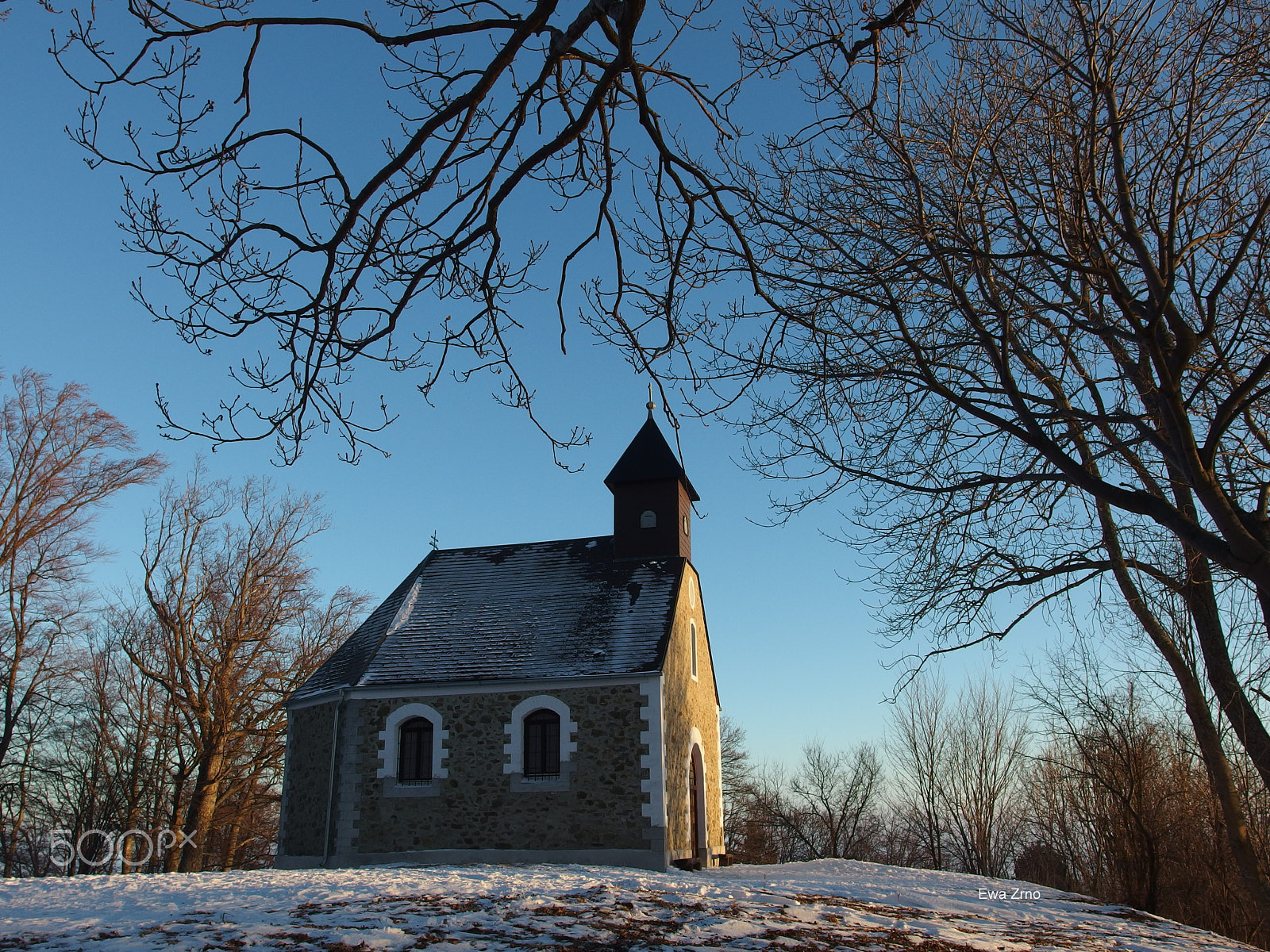 Olympus XZ-2 iHS sample photo. Little church on the hill. photography