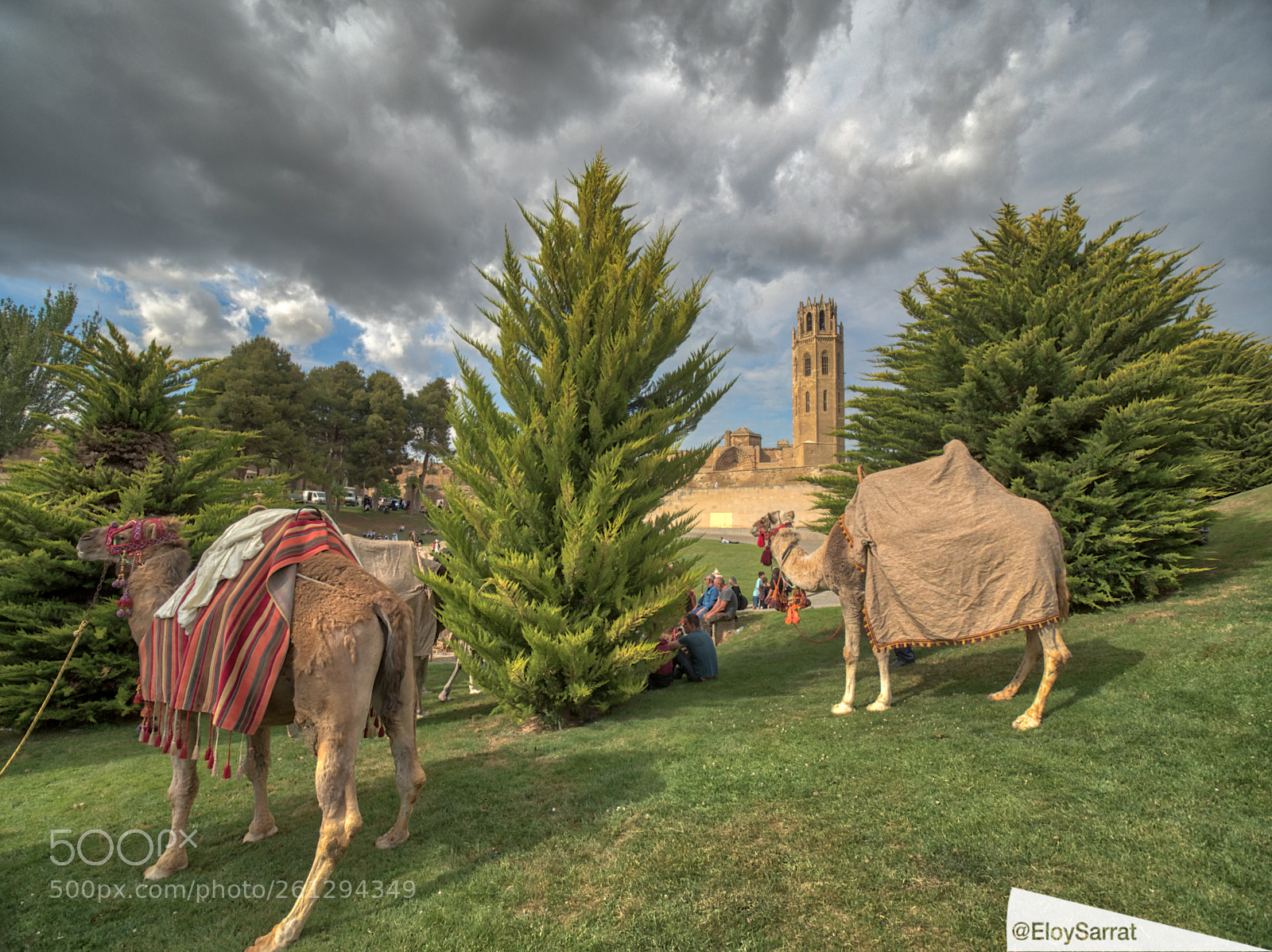 Olympus OM-D E-M5 II sample photo. Festa major de lleida photography