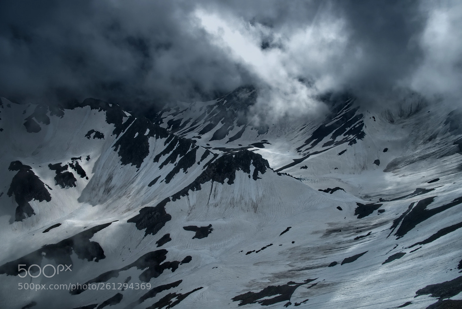 Sony a6300 sample photo. Between two clouds photography