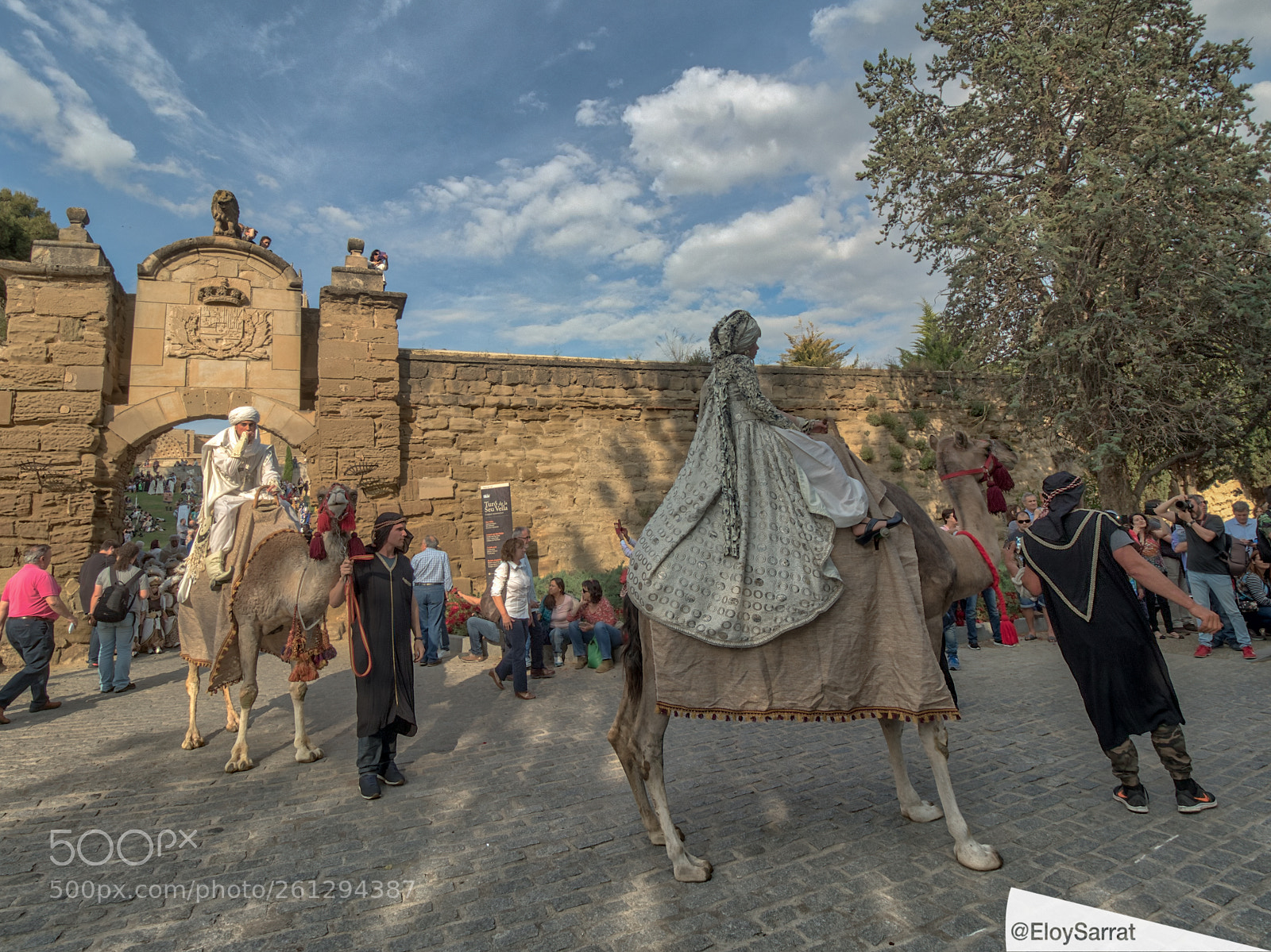 Olympus OM-D E-M5 II sample photo. Festa major de lleida photography