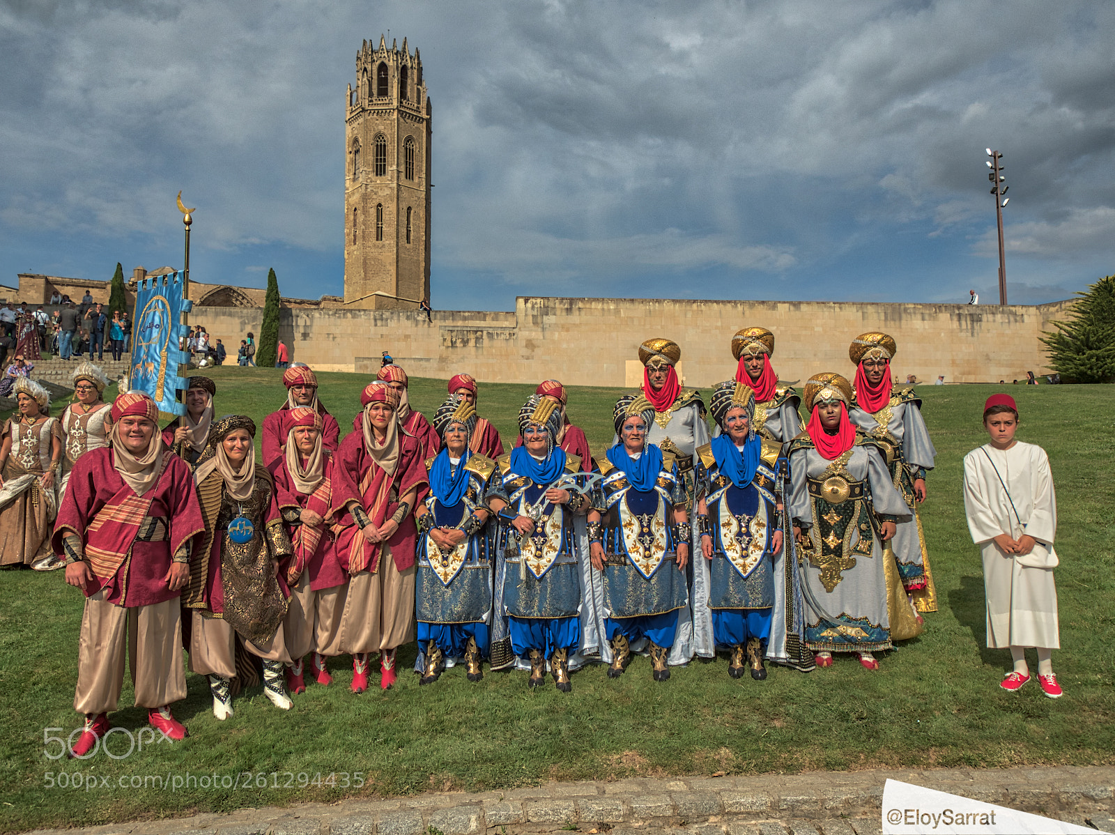 Olympus OM-D E-M5 II sample photo. Festa major de lleida photography