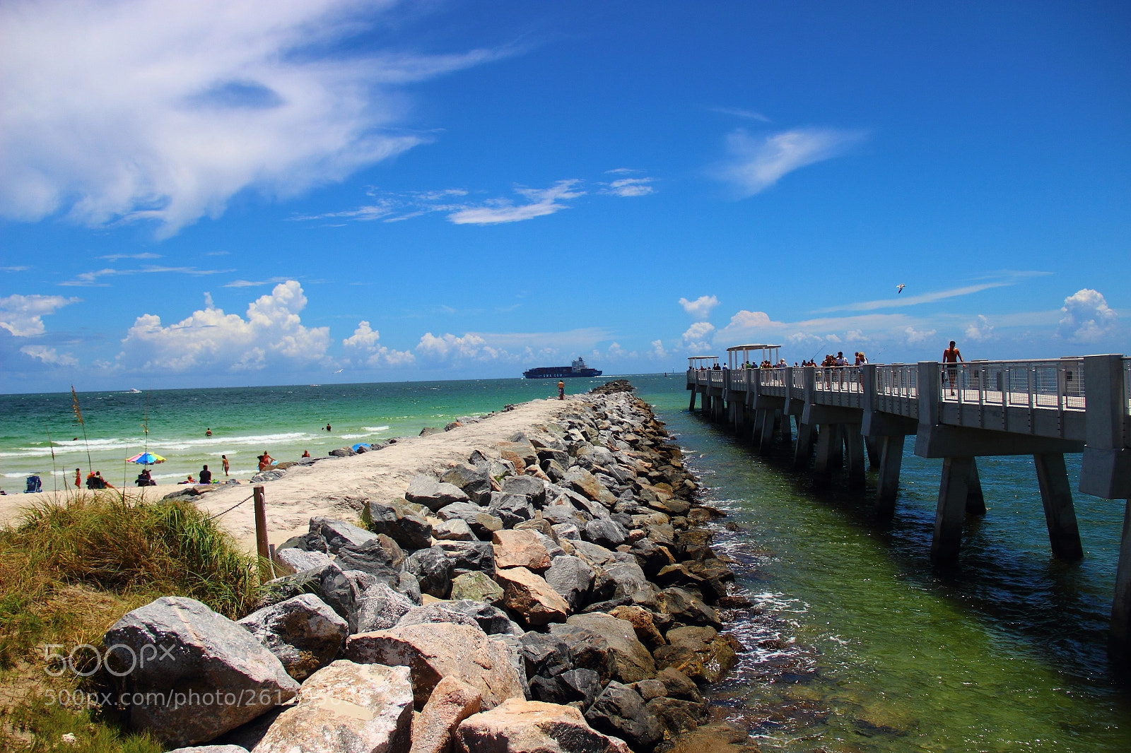 Canon EF-S 18-135mm F3.5-5.6 IS sample photo. South pointe pier photography