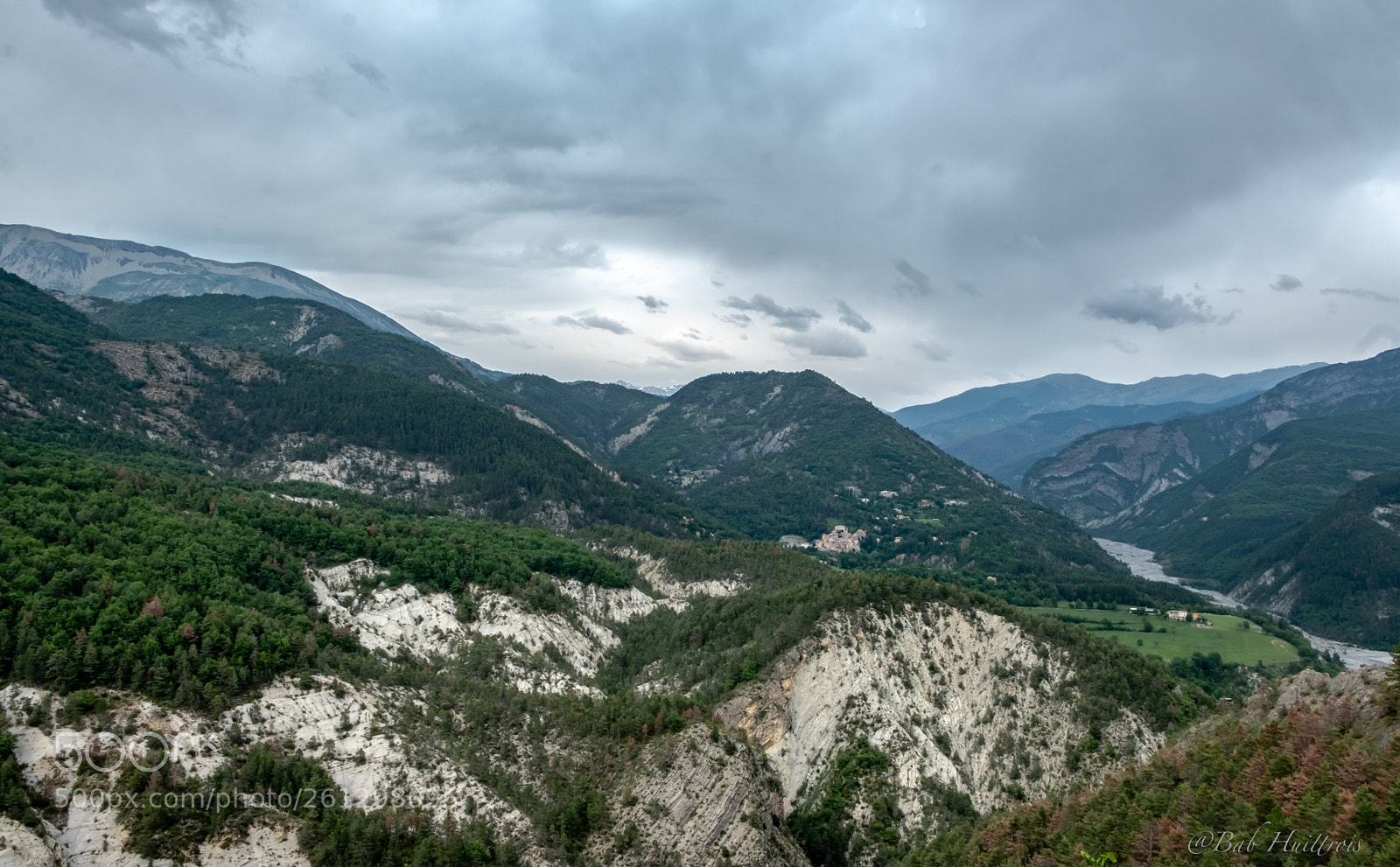 Fujifilm X-T2 sample photo. Castellet lès sausses  photography