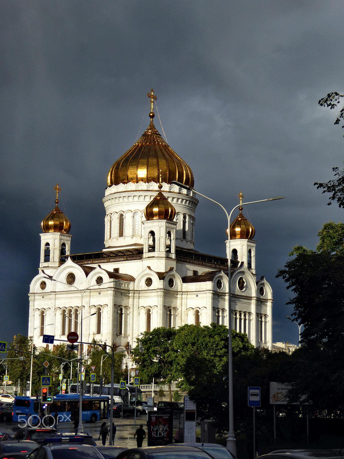 Panasonic Lumix DMC-ZS40 (Lumix DMC-TZ60) sample photo. The cathedral of christ the savior before the rain photography