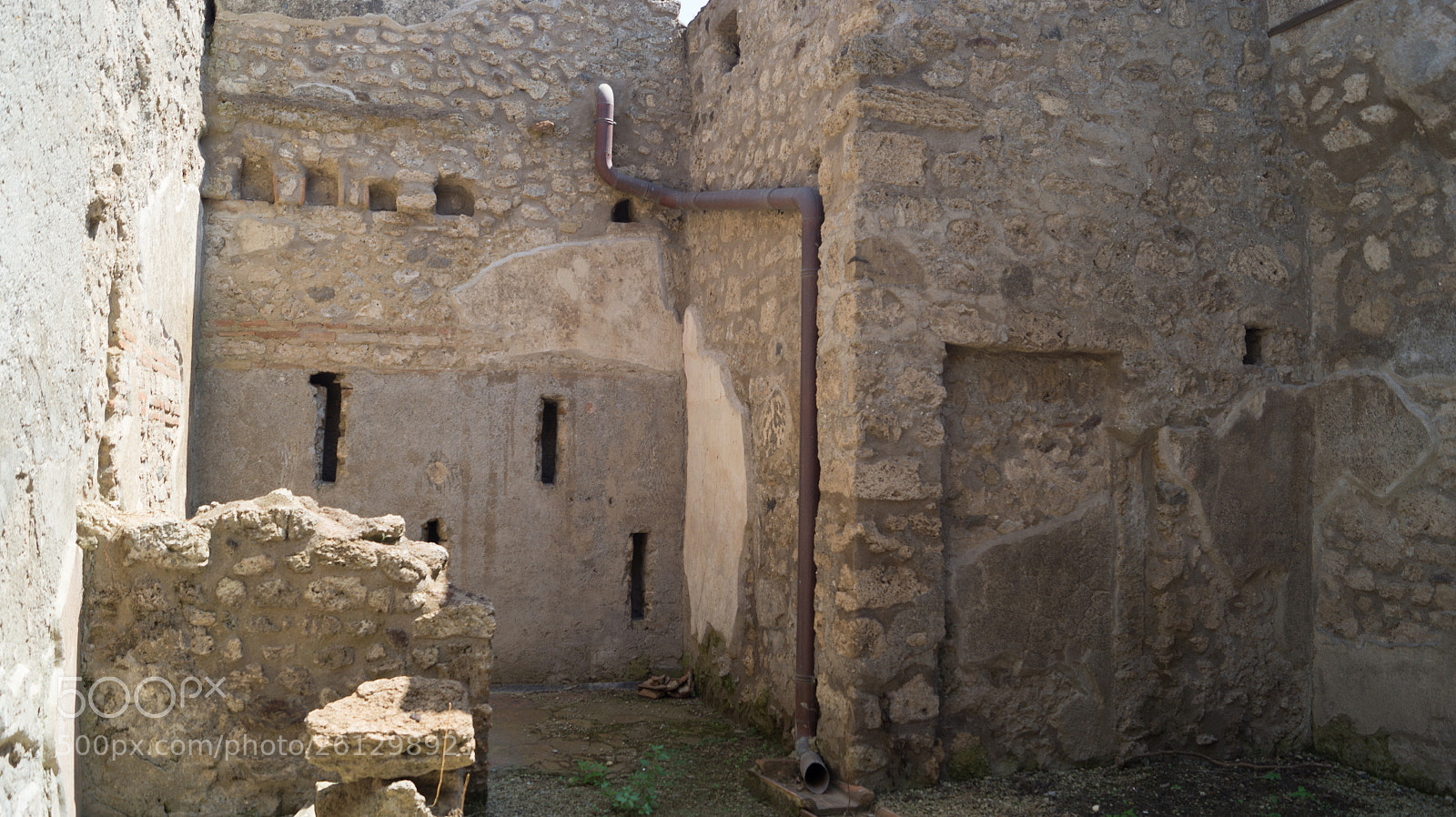 Sony SLT-A58 sample photo. Pompei ruins photography