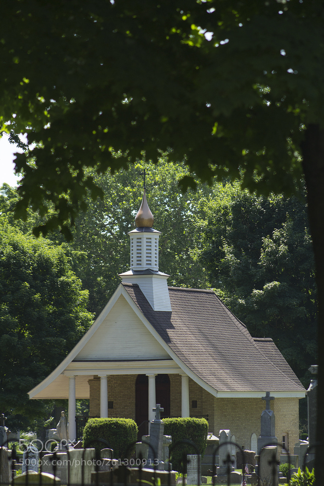 Canon EOS 1200D (EOS Rebel T5 / EOS Kiss X70 / EOS Hi) sample photo. The building at cedar photography