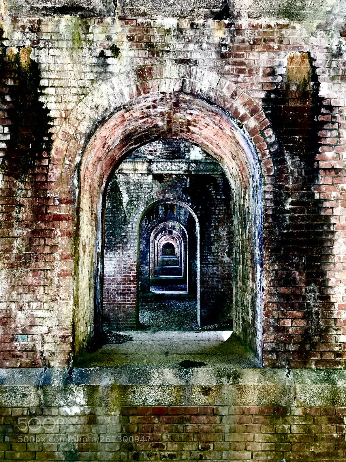 Apple iPhone 7 sample photo. Infinity gate photography