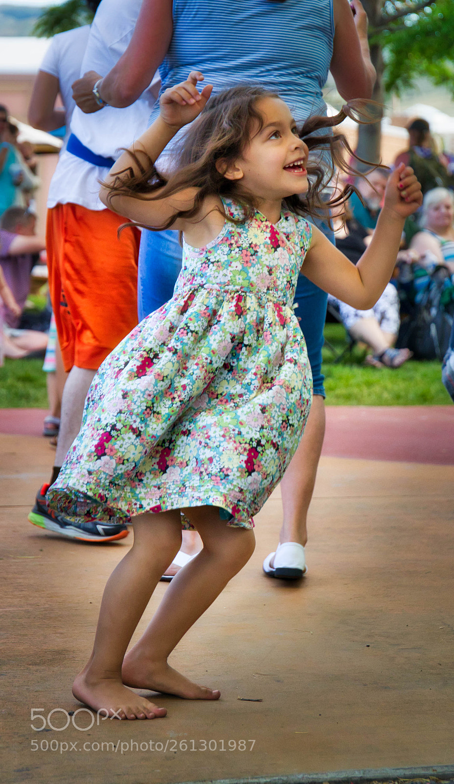 Canon EOS 5D Mark IV sample photo. Dance like no one's photography