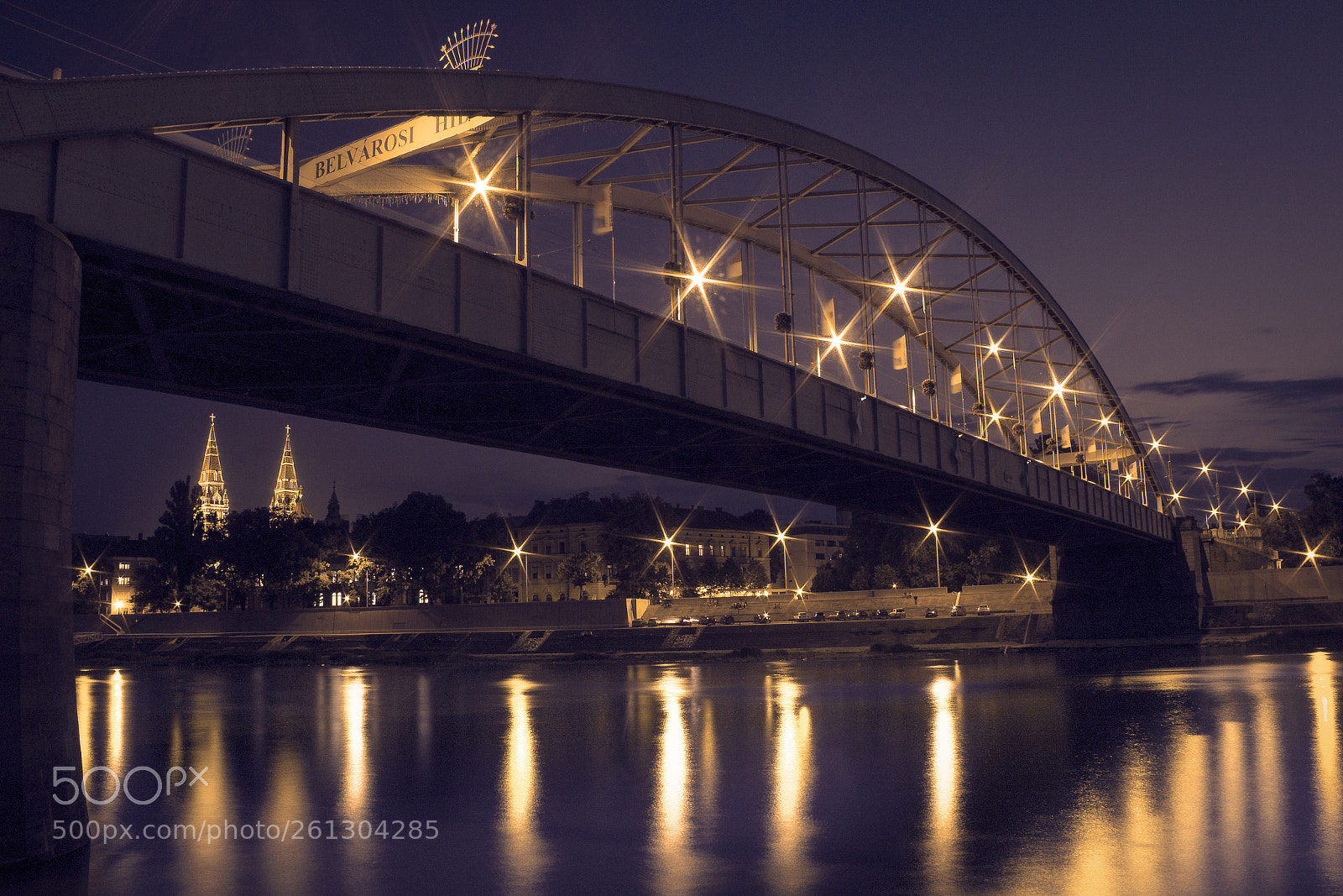 Canon EOS 600D (Rebel EOS T3i / EOS Kiss X5) sample photo. Szeged at night photography