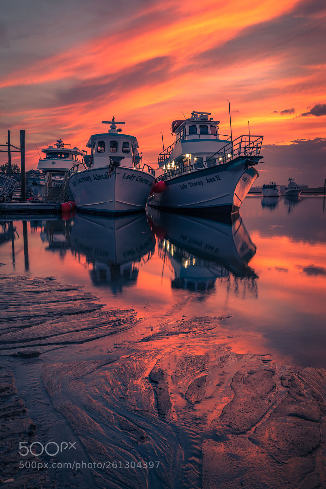 Canon EOS 5D Mark IV sample photo. Seabrook boats photography